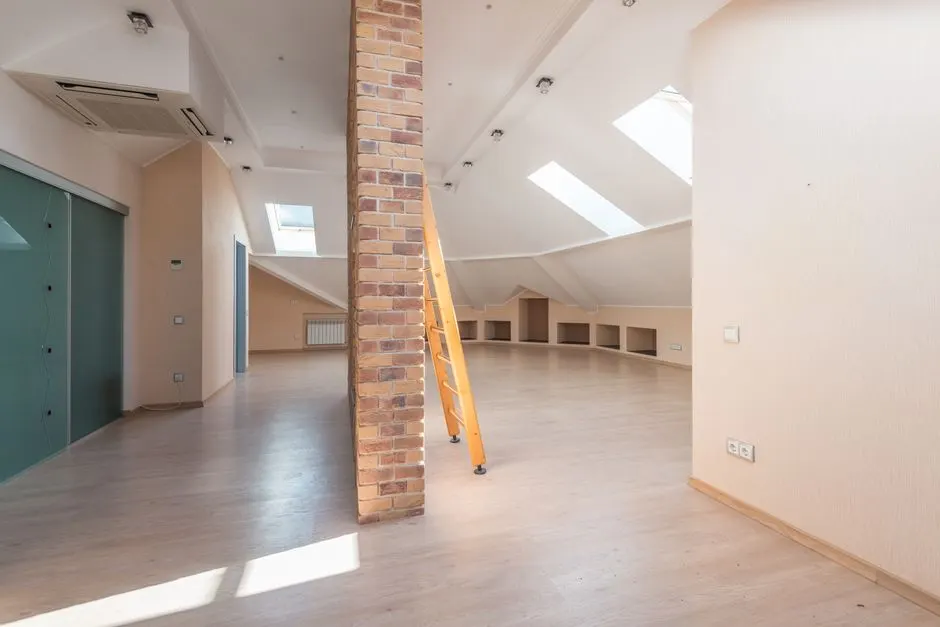 Spray foam removal cost in Carlisle: what to expect
